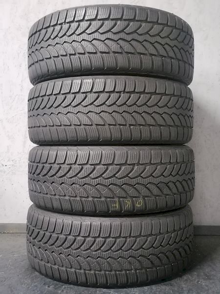 Шини б\у 215/45 R18