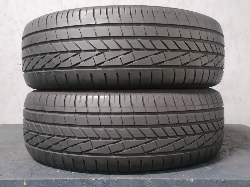 Шини б\у 215/55 R16