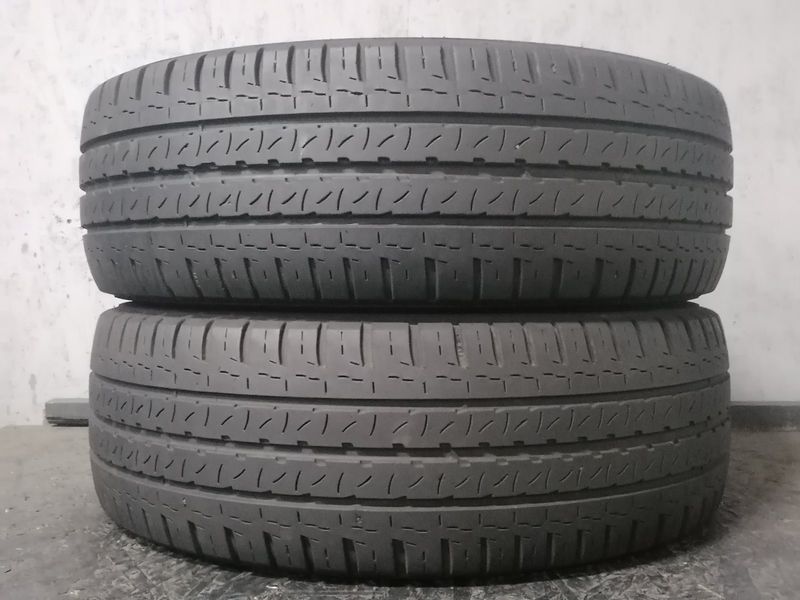 Шини б\у 205/65 R16C