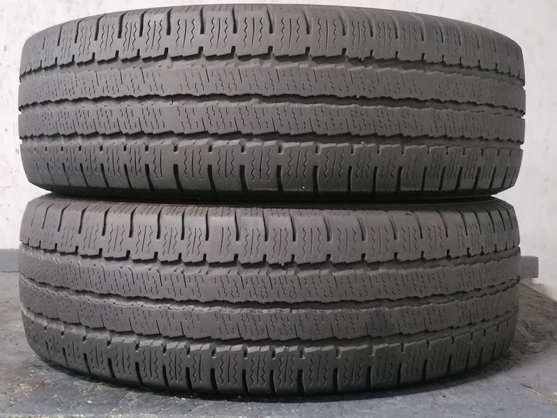 Шини б\у 205/65 R16C