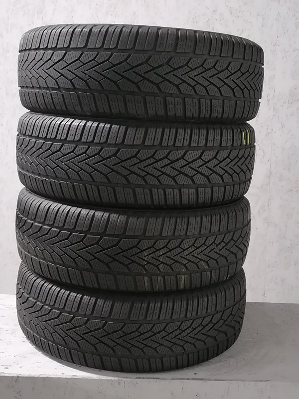 Шини б\у 215/55 R16