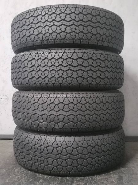 Шини б\у 215/70 R15