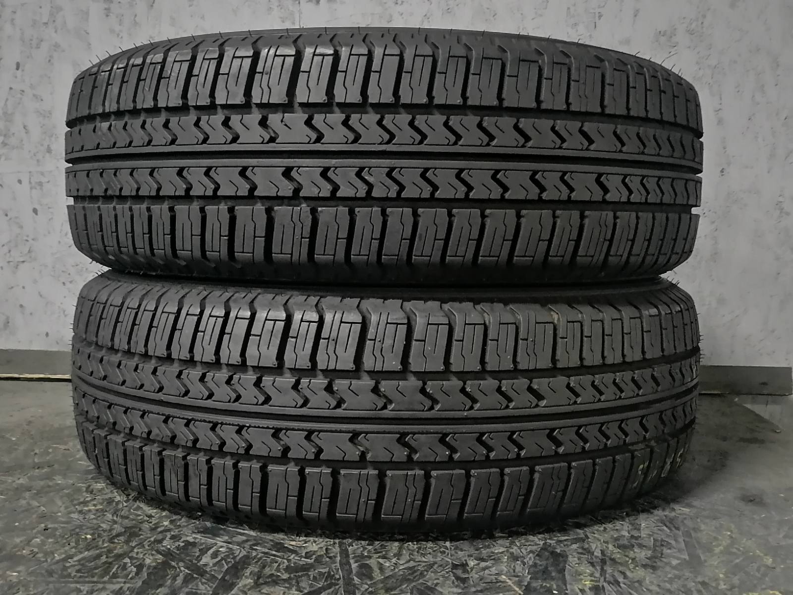 Шини б\у 205/65 R15