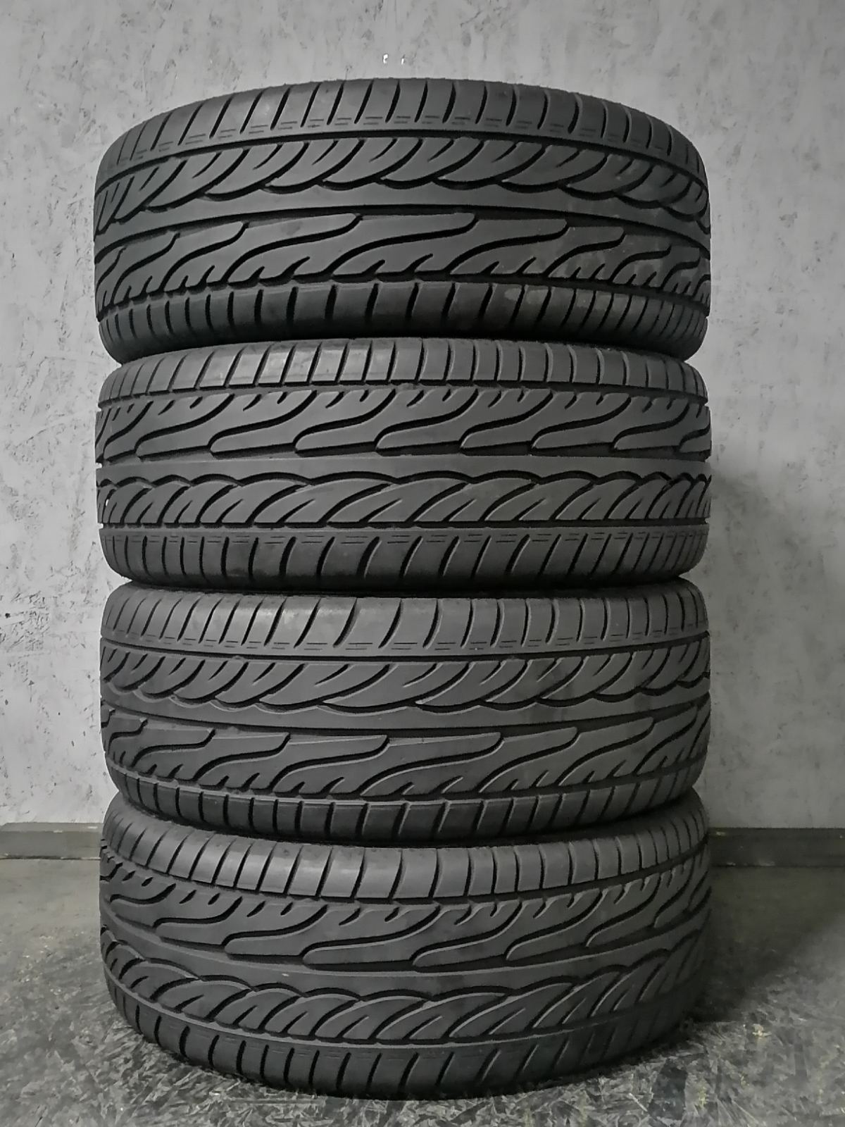 Шини б\у 205/50 R16