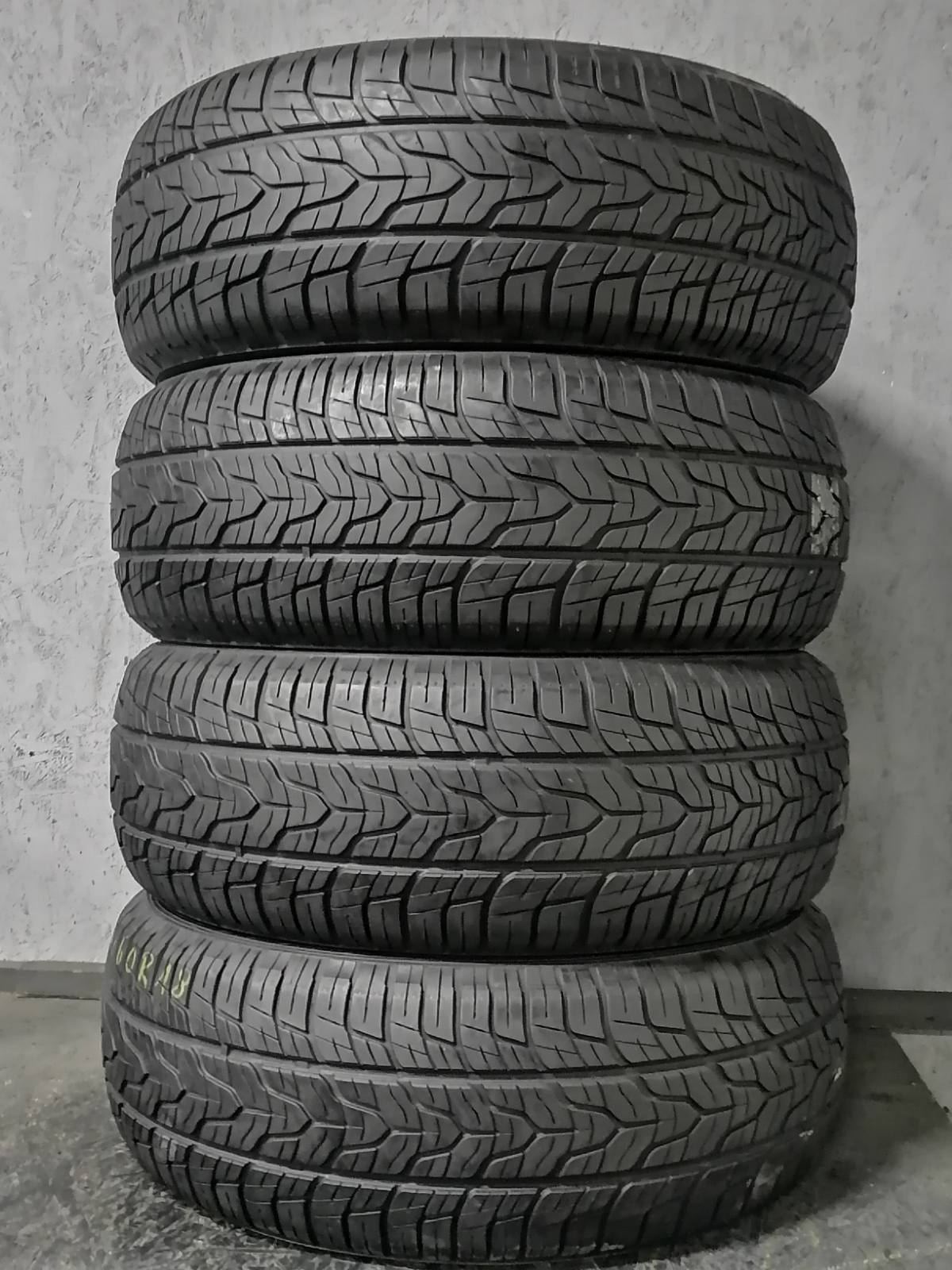 Шини б\у 265/60 R18
