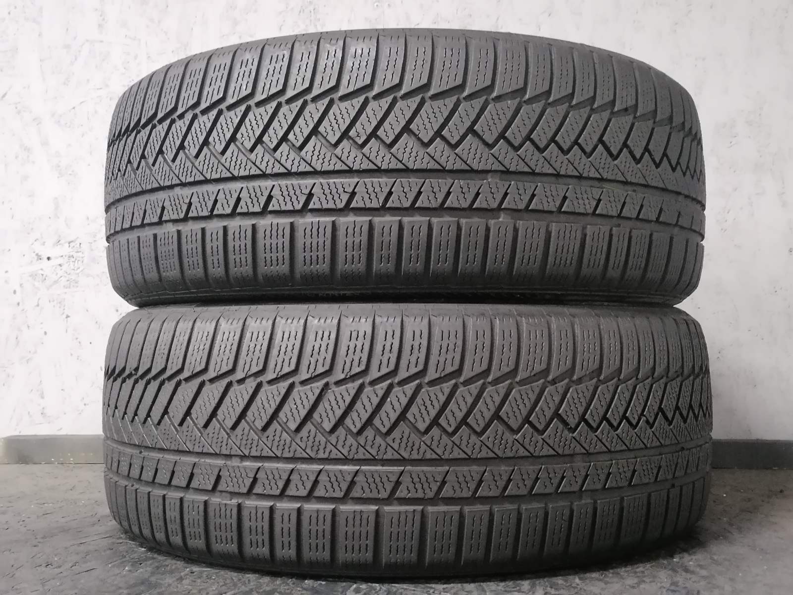 Шини б\у 225/55 R17