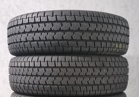 Шини б\у 205/65 R16C