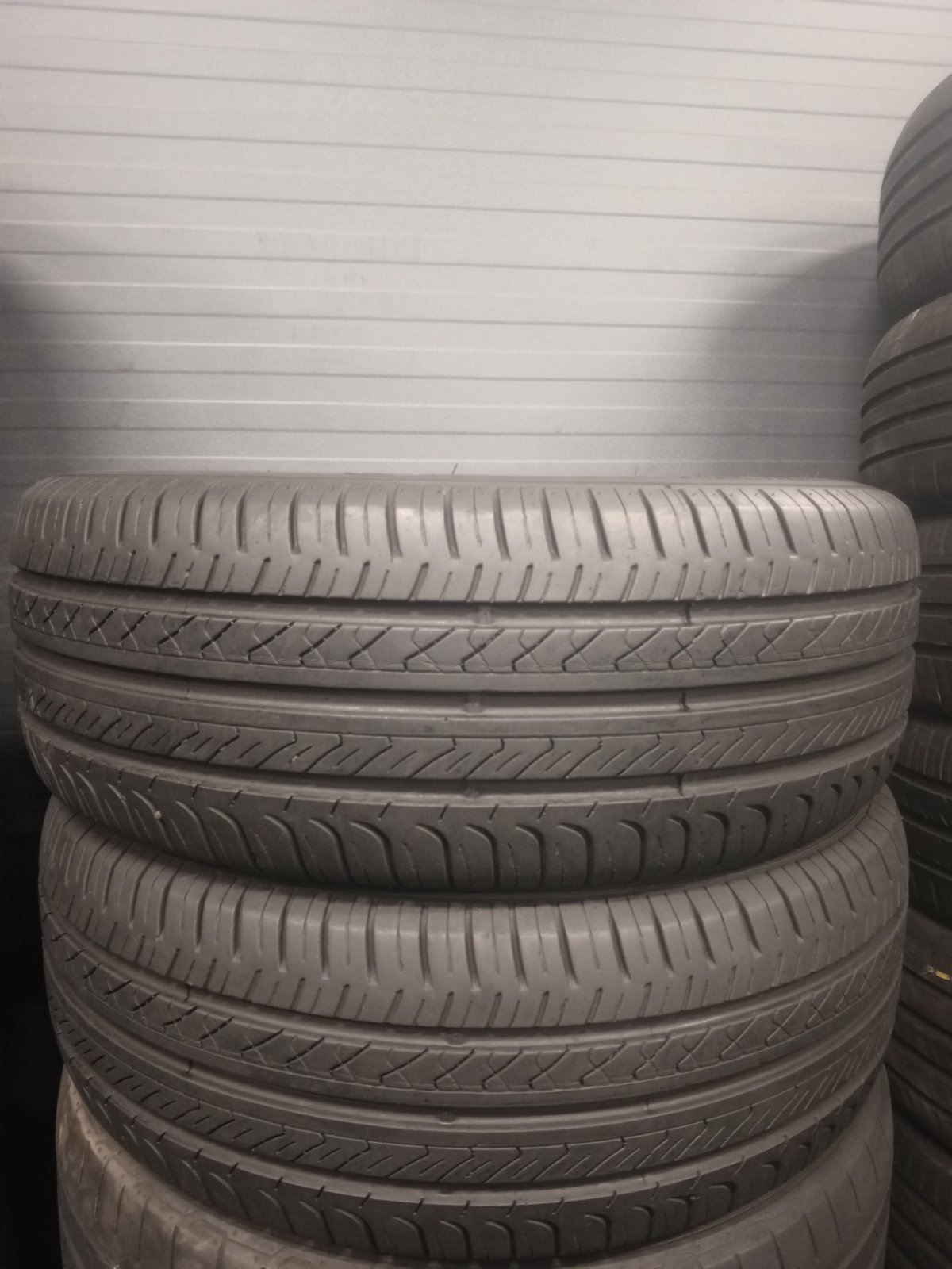 Шини б\у 195/60 R15