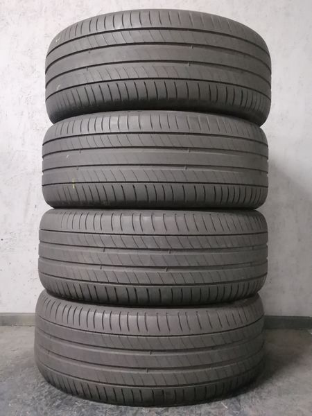 Шини б\у 225/50 R17