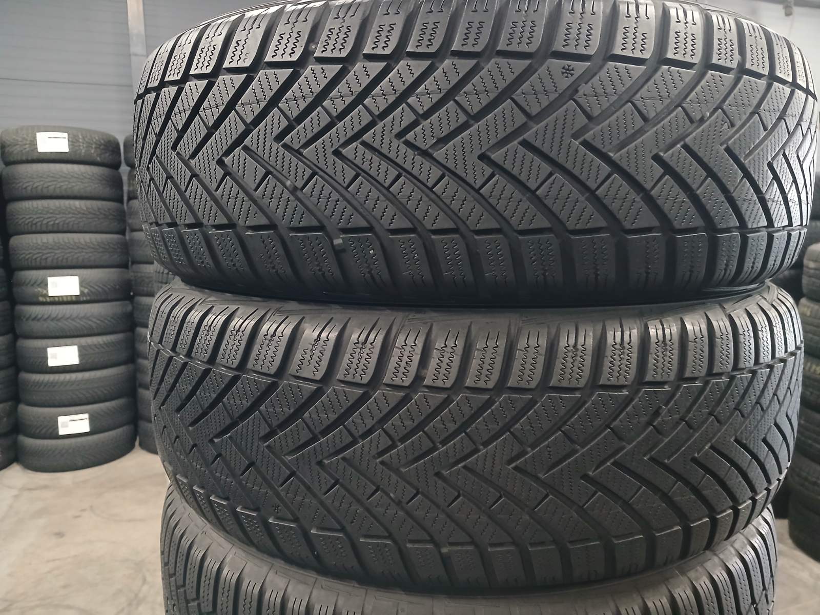 Шини б\у 205/60 R16