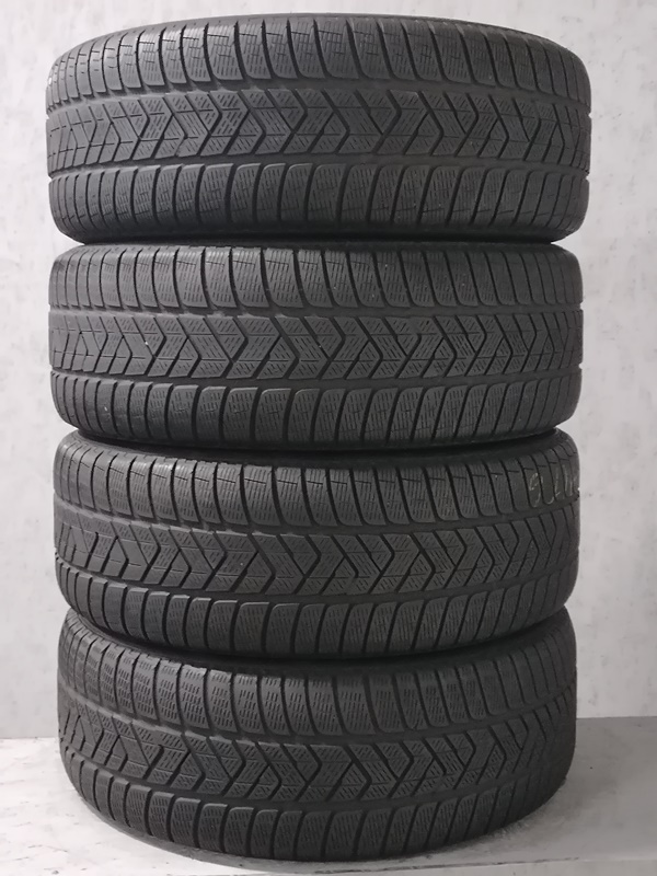 Шини б\у 235/55 R19