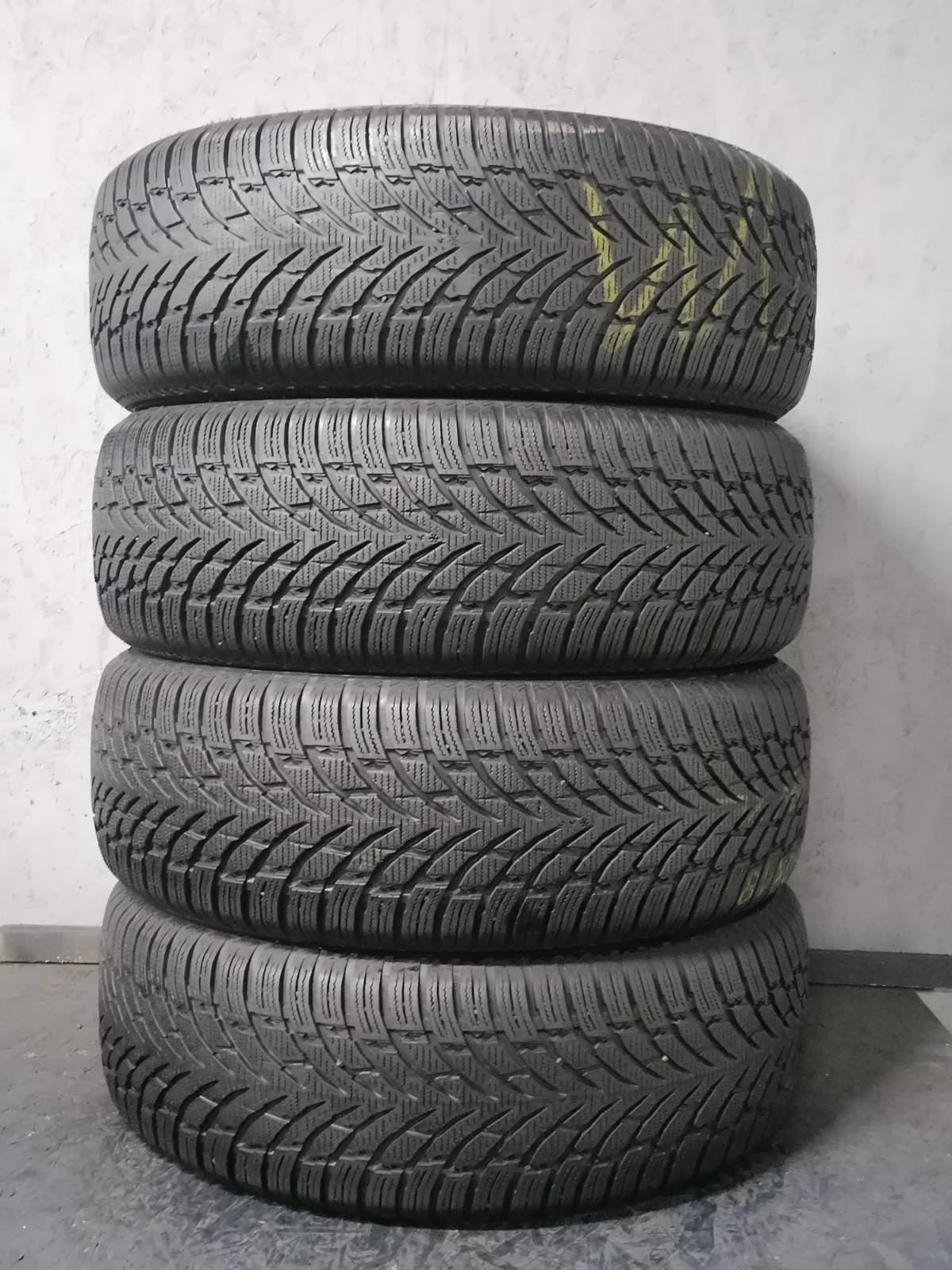 Шини б\у 185/60 R15