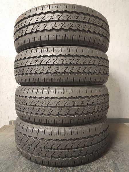 Шини б\у 225/70 R15C