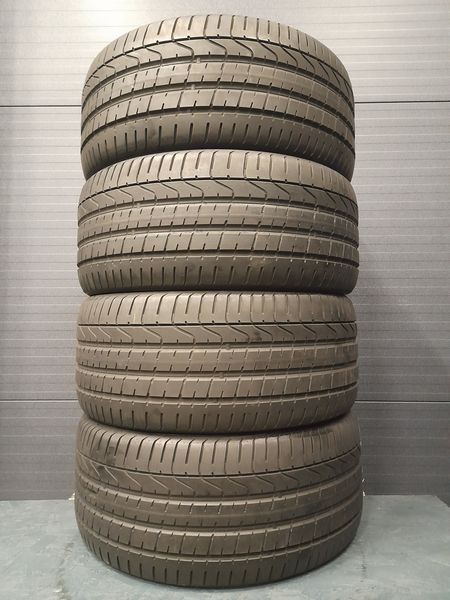 Шини б\у 295/35 R21
