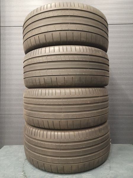 Шини б\у 285/40 R21