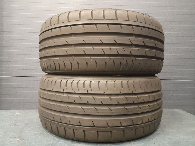 Шини б\у 235/30 R20