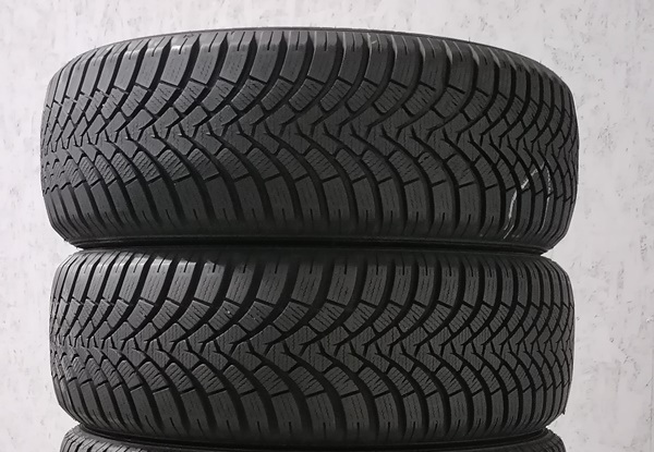 Шини б\у 205/55 R16