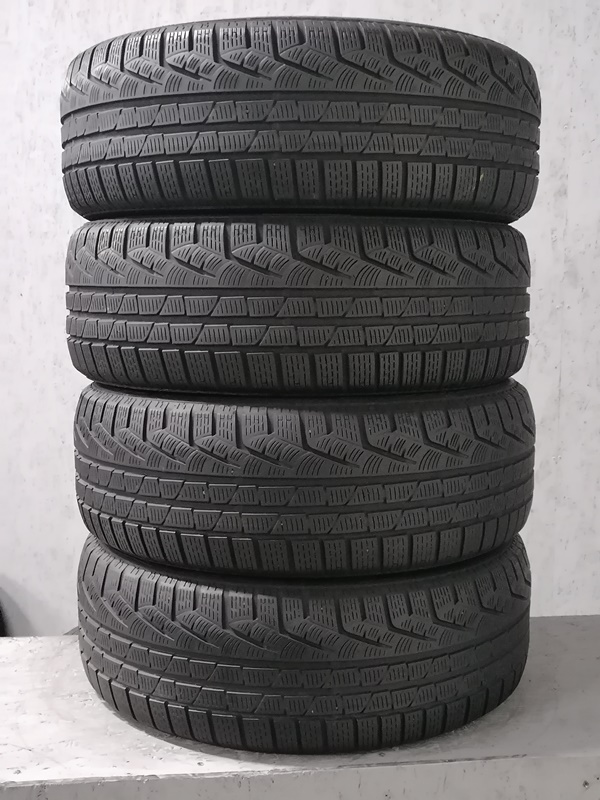 Шини б\у 225/50 R18