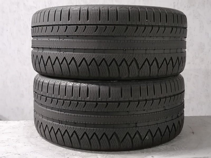 Шини б\у 245/40 R18