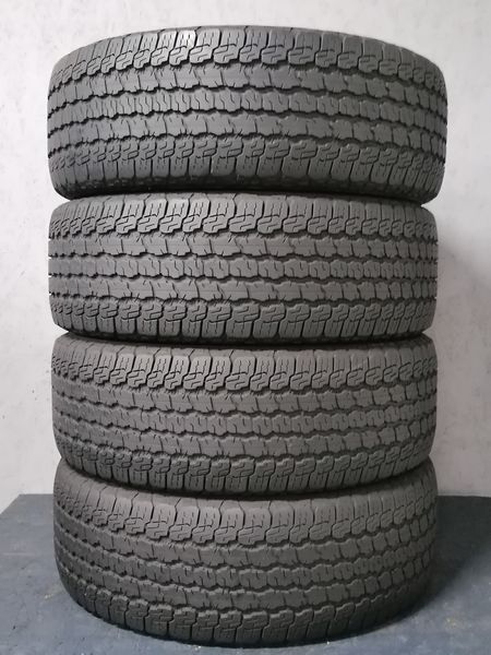 Шини б\у 245/75 R17