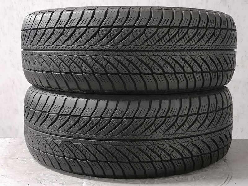 Шини б\у 225/50 R17