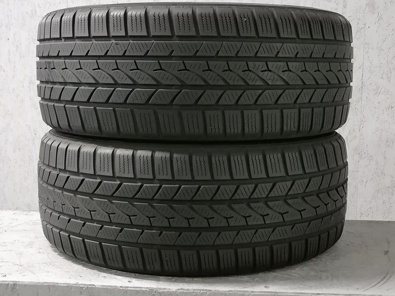 Шини б\у 215/50 R17