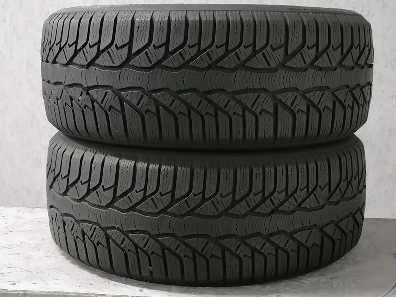 Шини б\у 215/65 R16