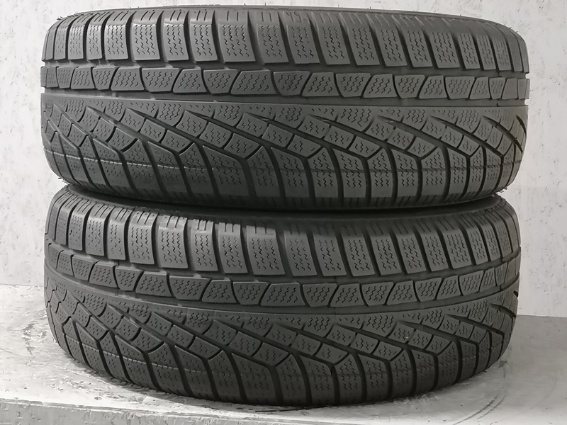 Шини б\у 235/45 R17