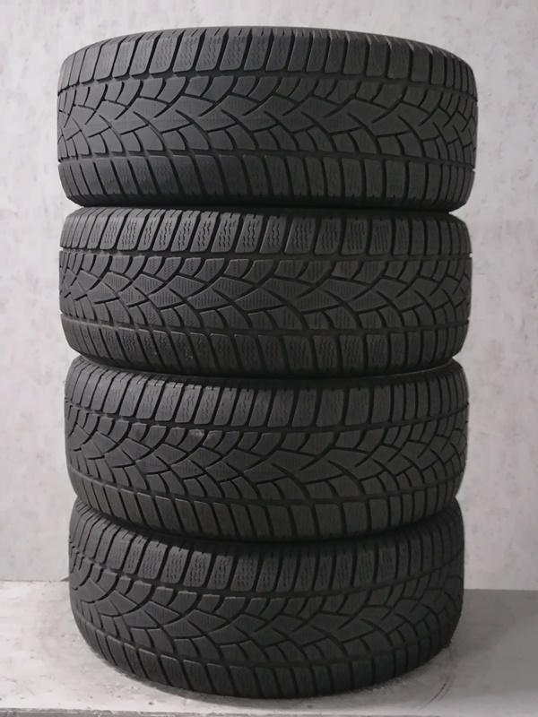 Шини б\у 225/55 R17