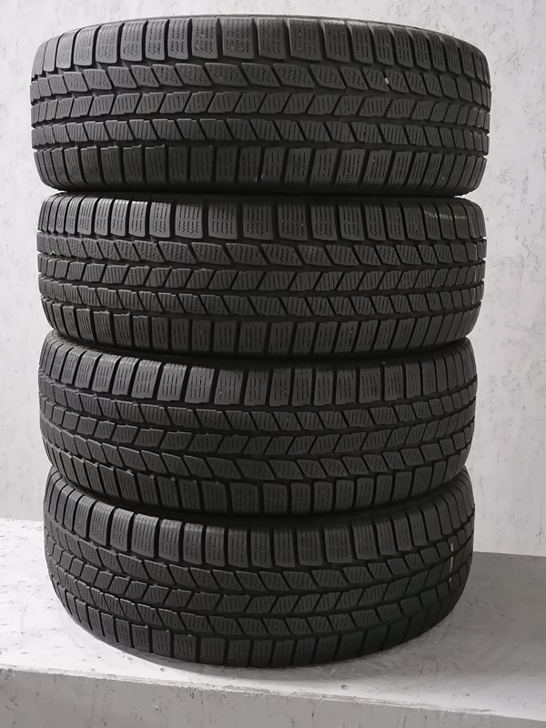Шини б\у 215/60 R16