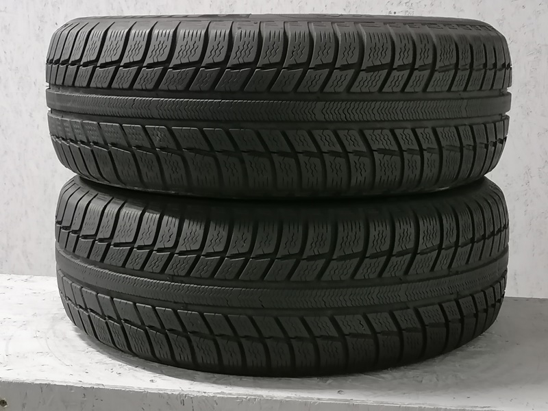 Шини б\у 215/60 R16
