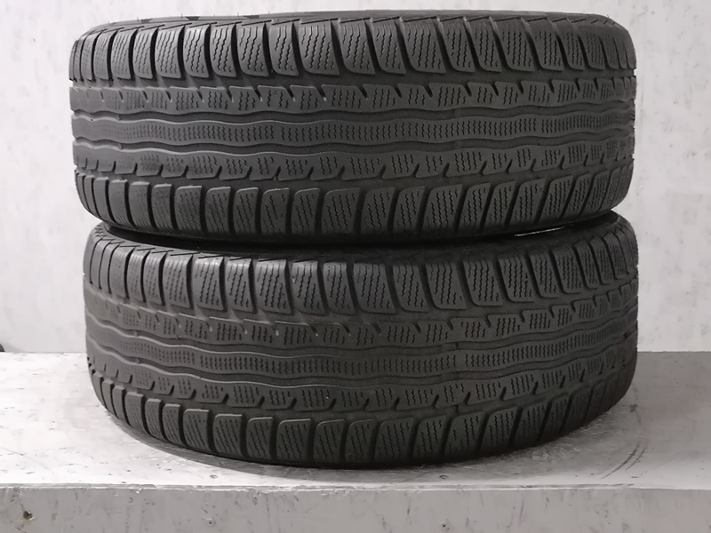 Шини б\у 225/55 R17