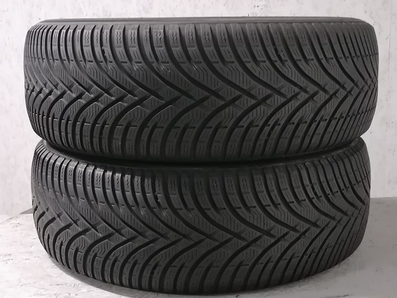 Шини б\у 215/60 R16