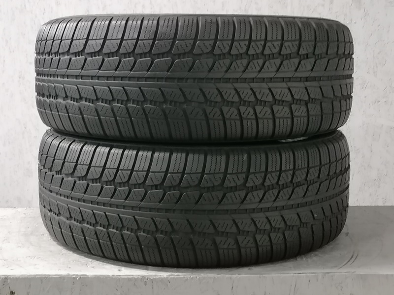 Шини б\у 225/55 R17