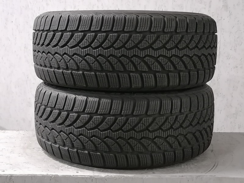 Шини б\у 225/50 R17