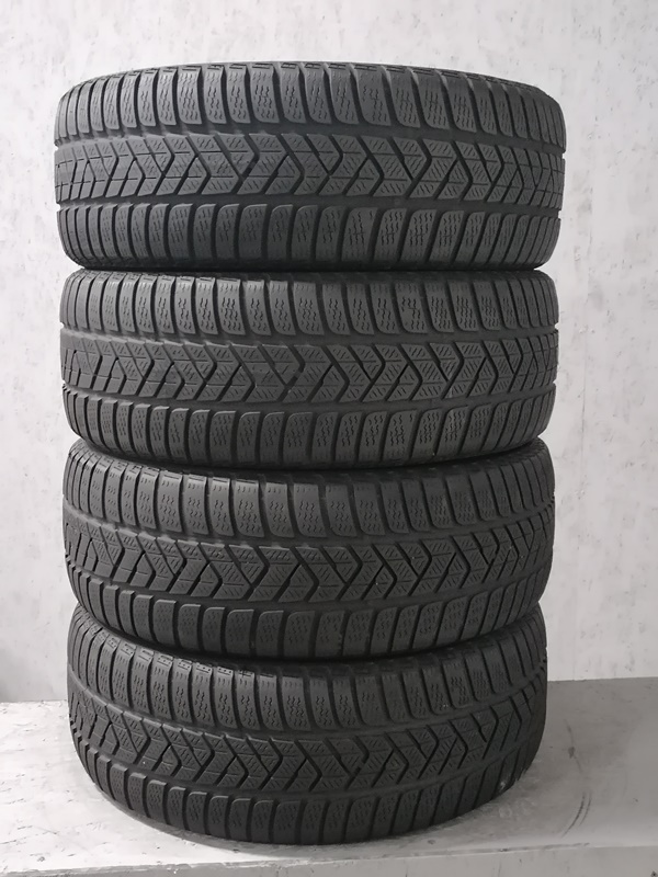 Шини б\у 225/50 R17
