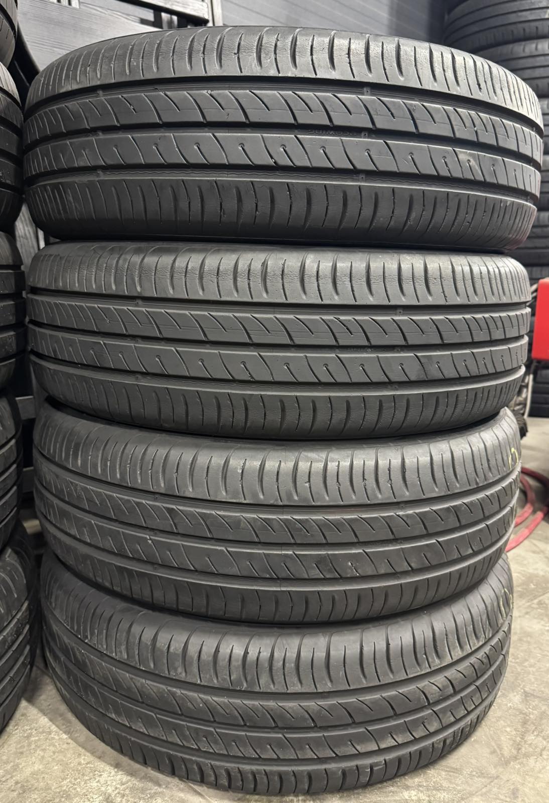 Шини б\у 205/60 R16