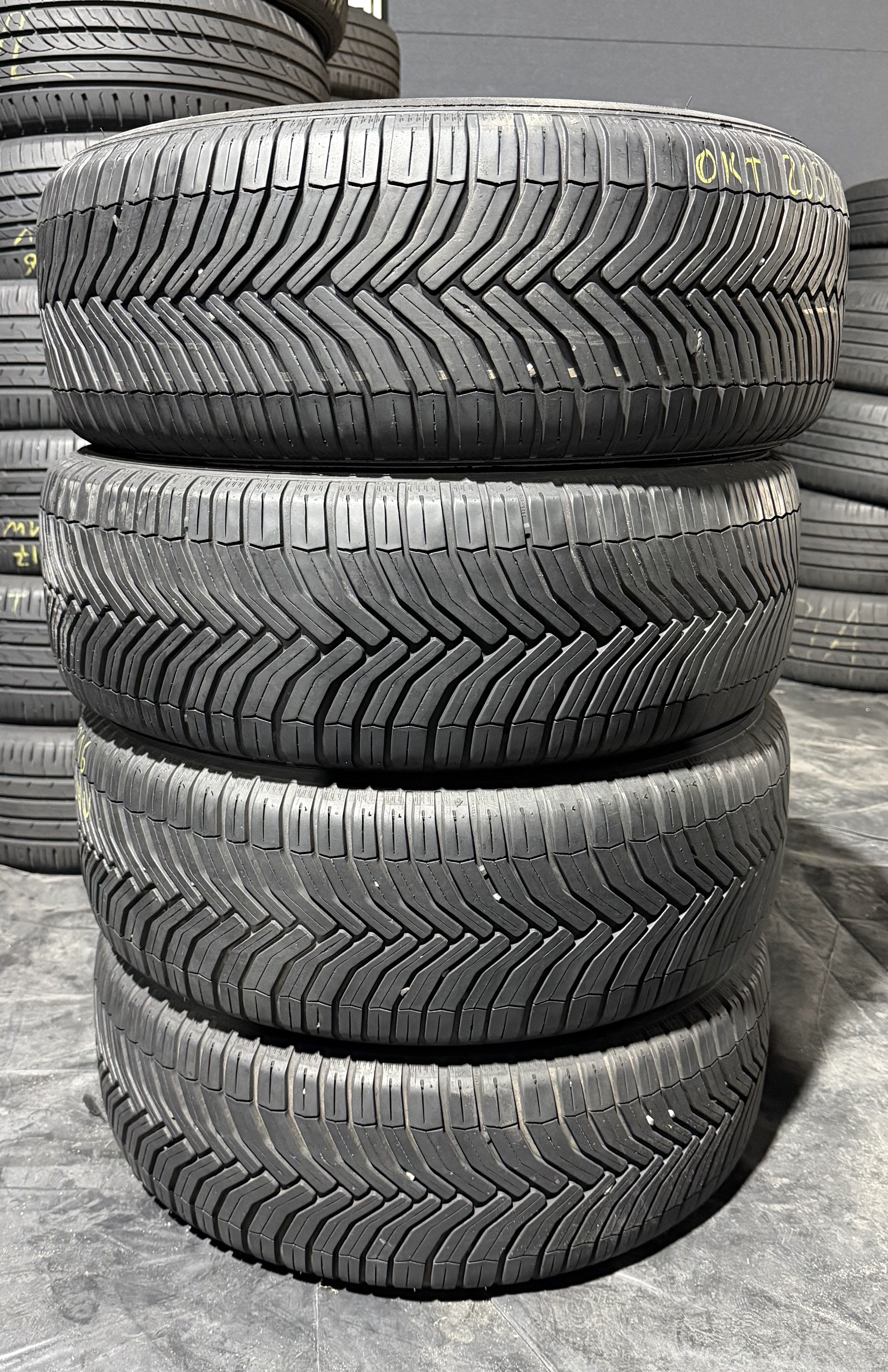 Шини б\у 205/55 R16