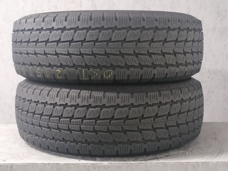 Шини б\у 215/65 R16C