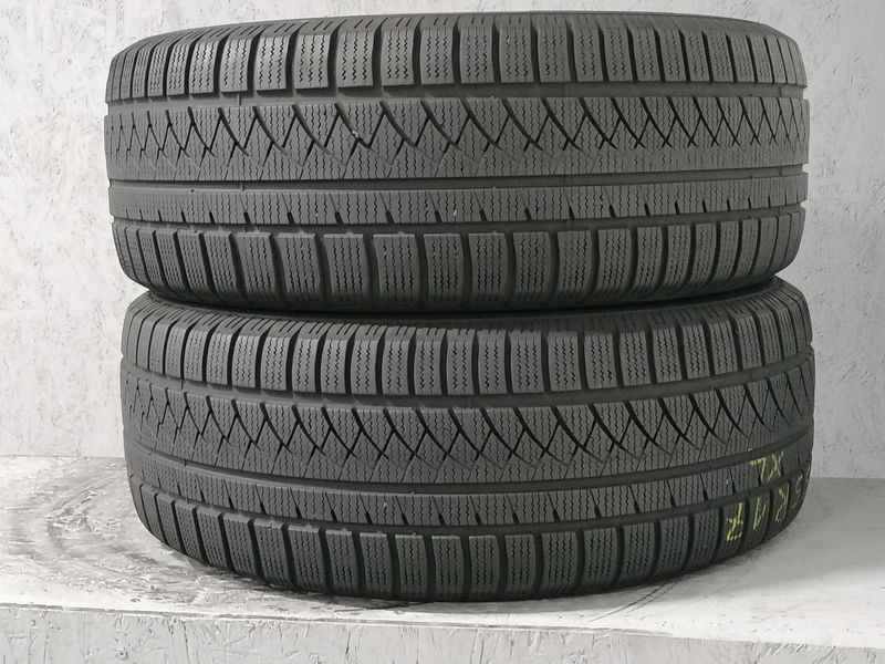 Шини б\у 235/55 R17
