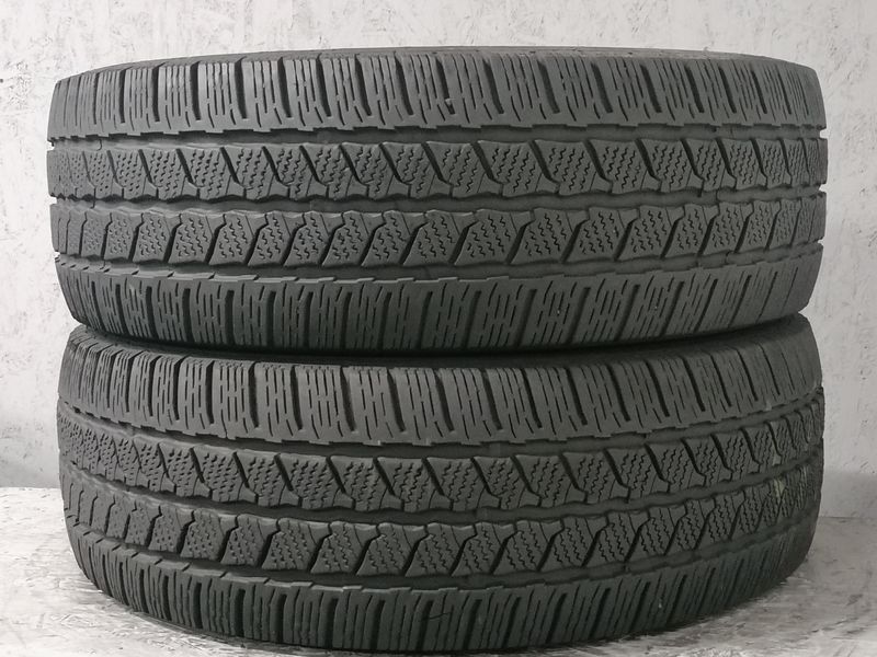 Шини б\у 235/65 R16C