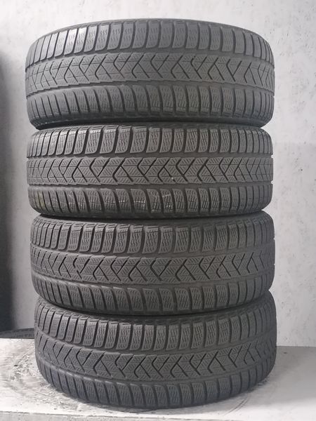 Шини б\у 215/55 R17