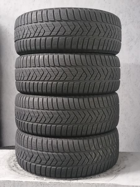 Шини б\у 225/50 R17
