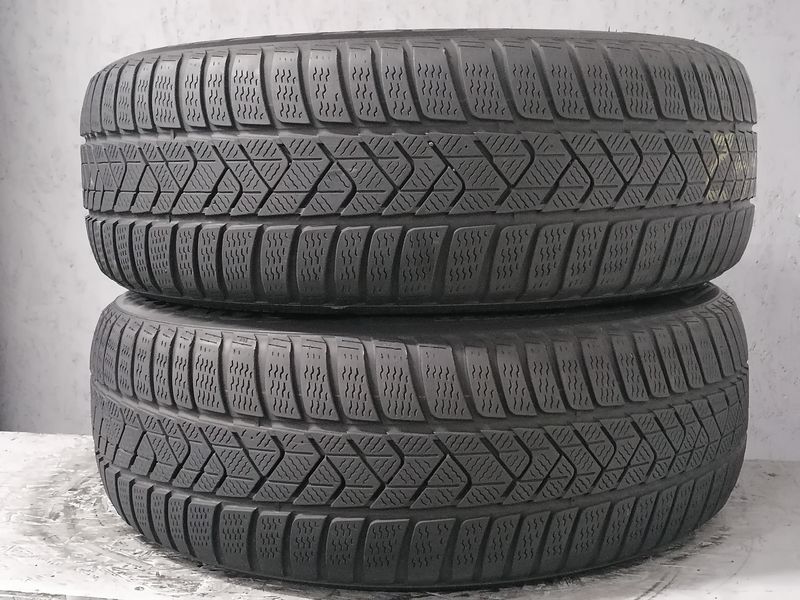 Шини б\у 225/55 R17
