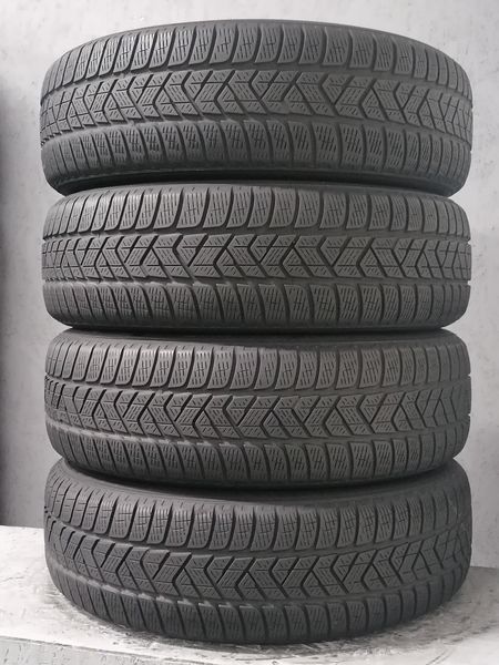 Шини б\у 215/65 R17