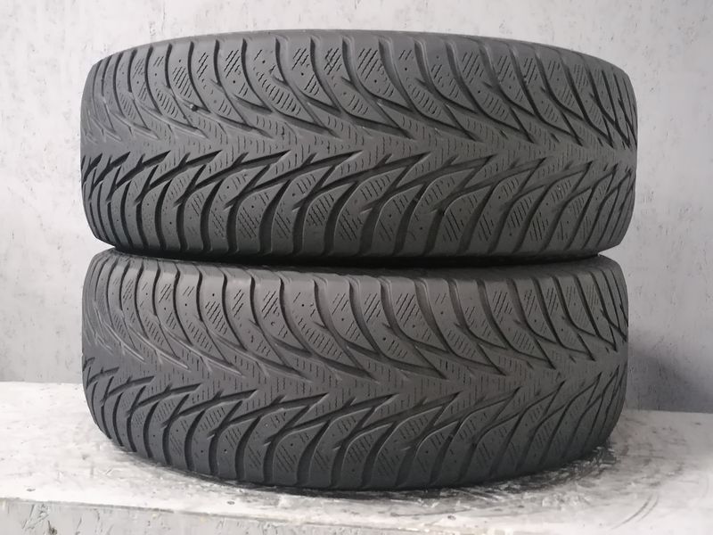 Шини б\у 255/60 R18