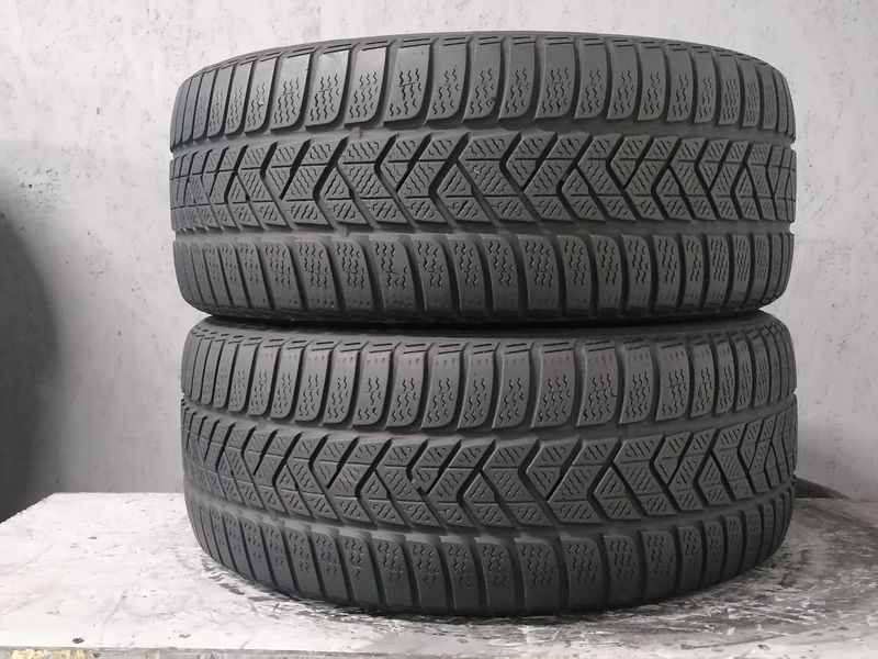 Шини б\у 235/45 R17
