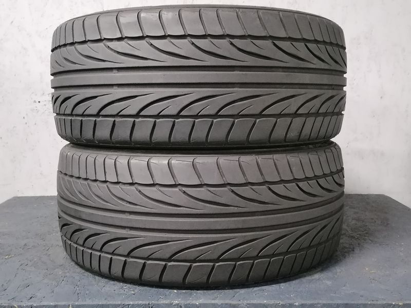 Шини б\у 225/40 R18