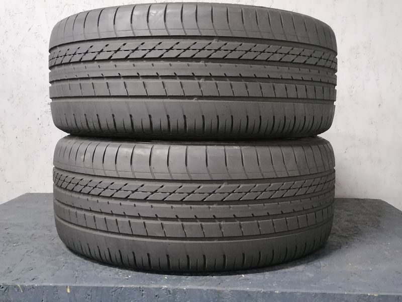 Шини б\у 245/40 R19