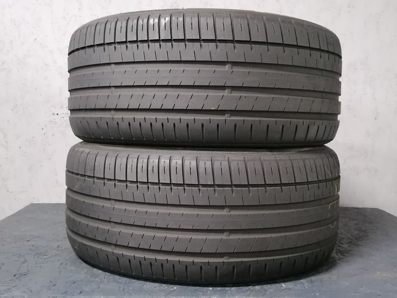 Шини б\у 255/40 R18